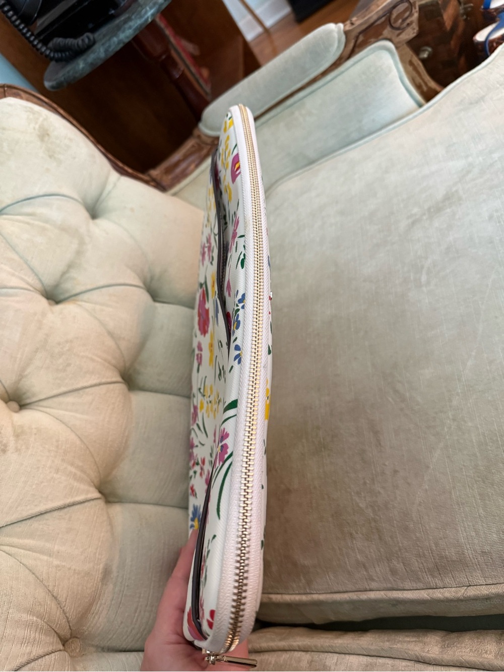 🌸 Kate Spade New York Garden Bouquet Floral Laptop Sleeve 15” White Multi - Picture 11 of 14